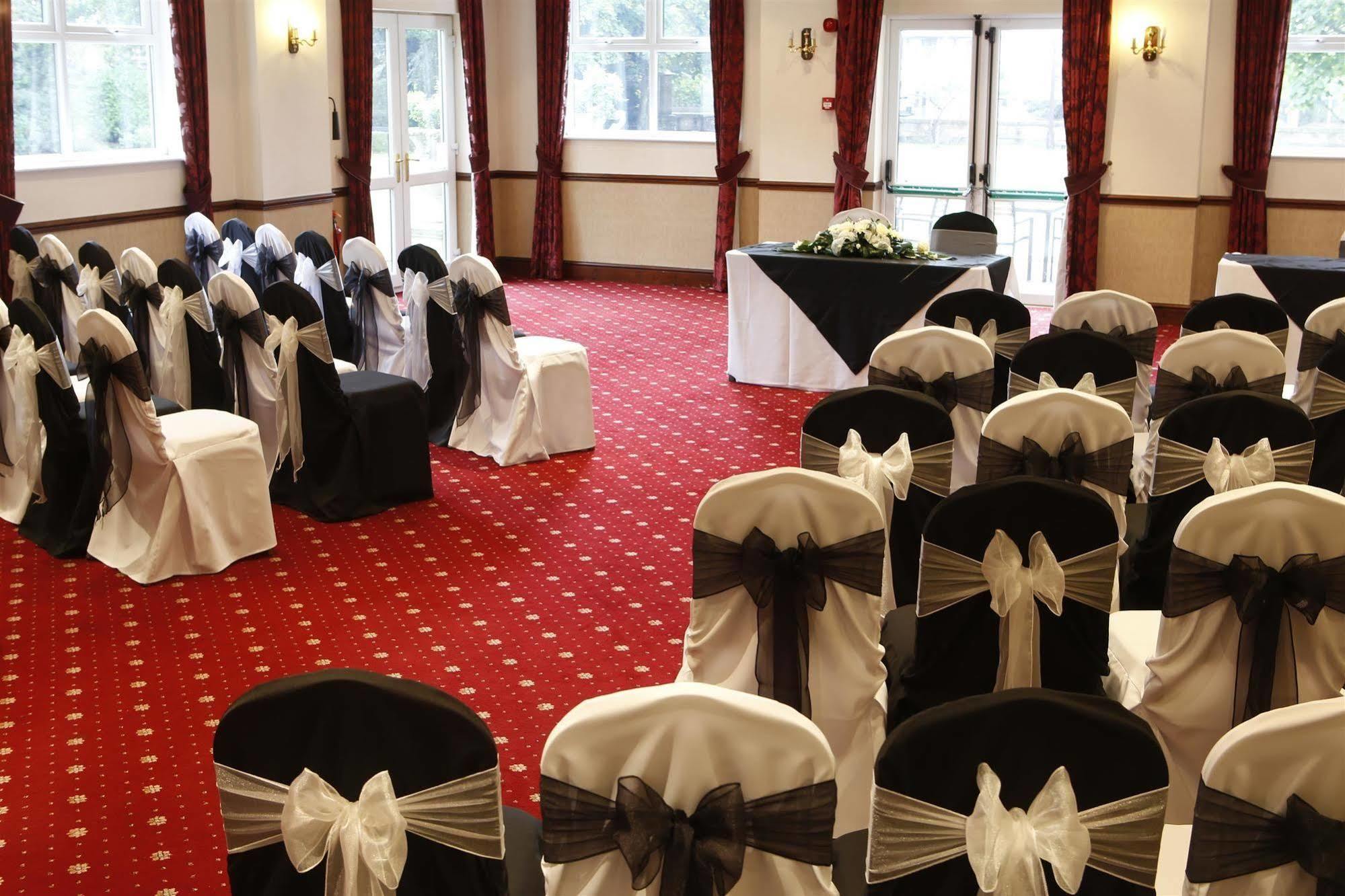 Burnley North Oaks Hotel And Leisure Club Exteriér fotografie